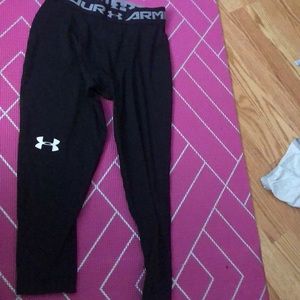 ❌Sold❌ Under Armour Workout cropped pants
